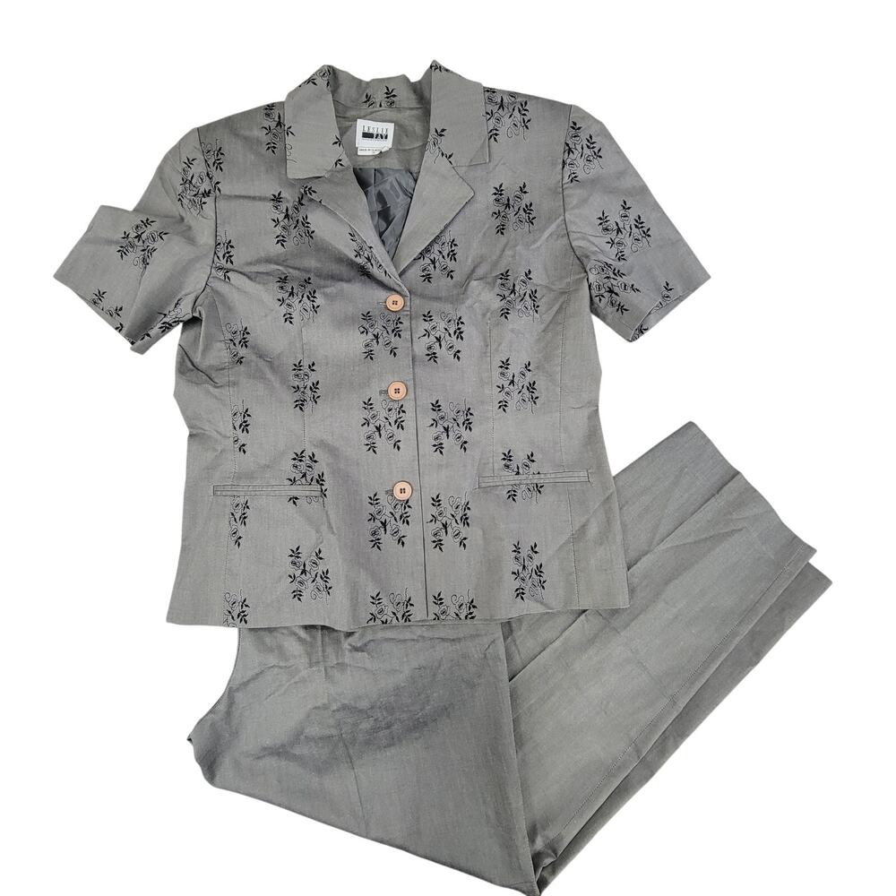 Leslie Fay Vintage Gray Floral 2 Piece Pant Set Size 10